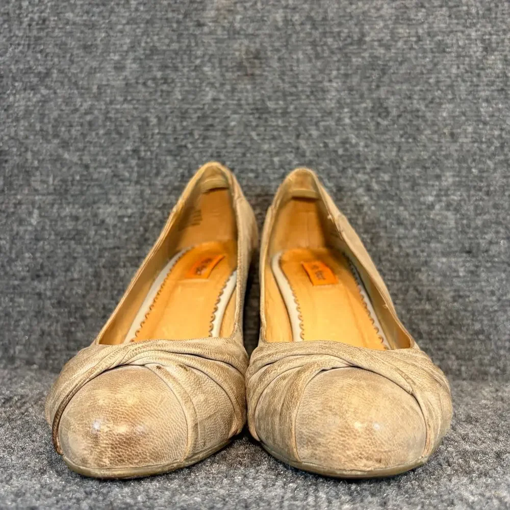 Miz Mooz Womens 8.5 EU 39 Beige Leather Pleated Ruched Round Toe Cone Heel Pumps